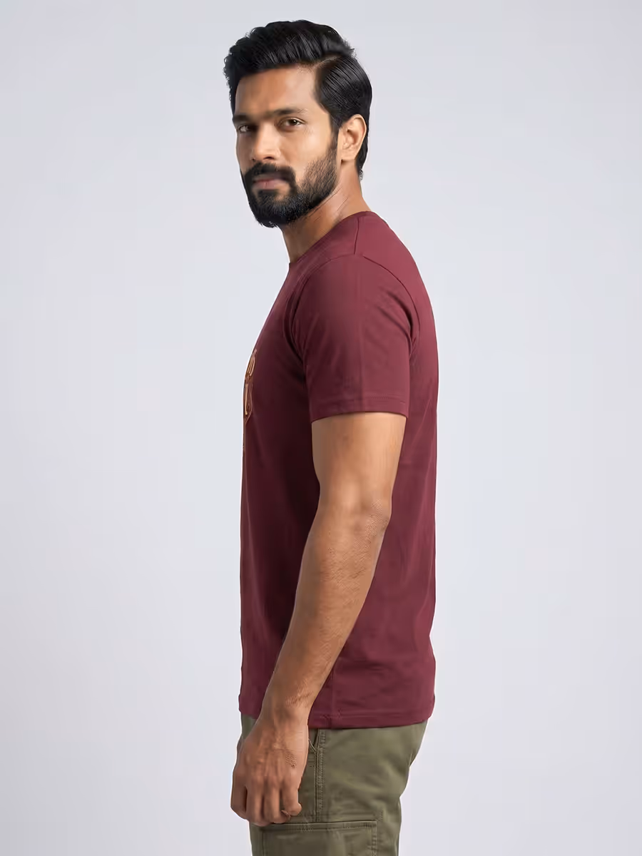 Yamirukka Bayamen Maroon T-Shirt For Men - Half Sleeve